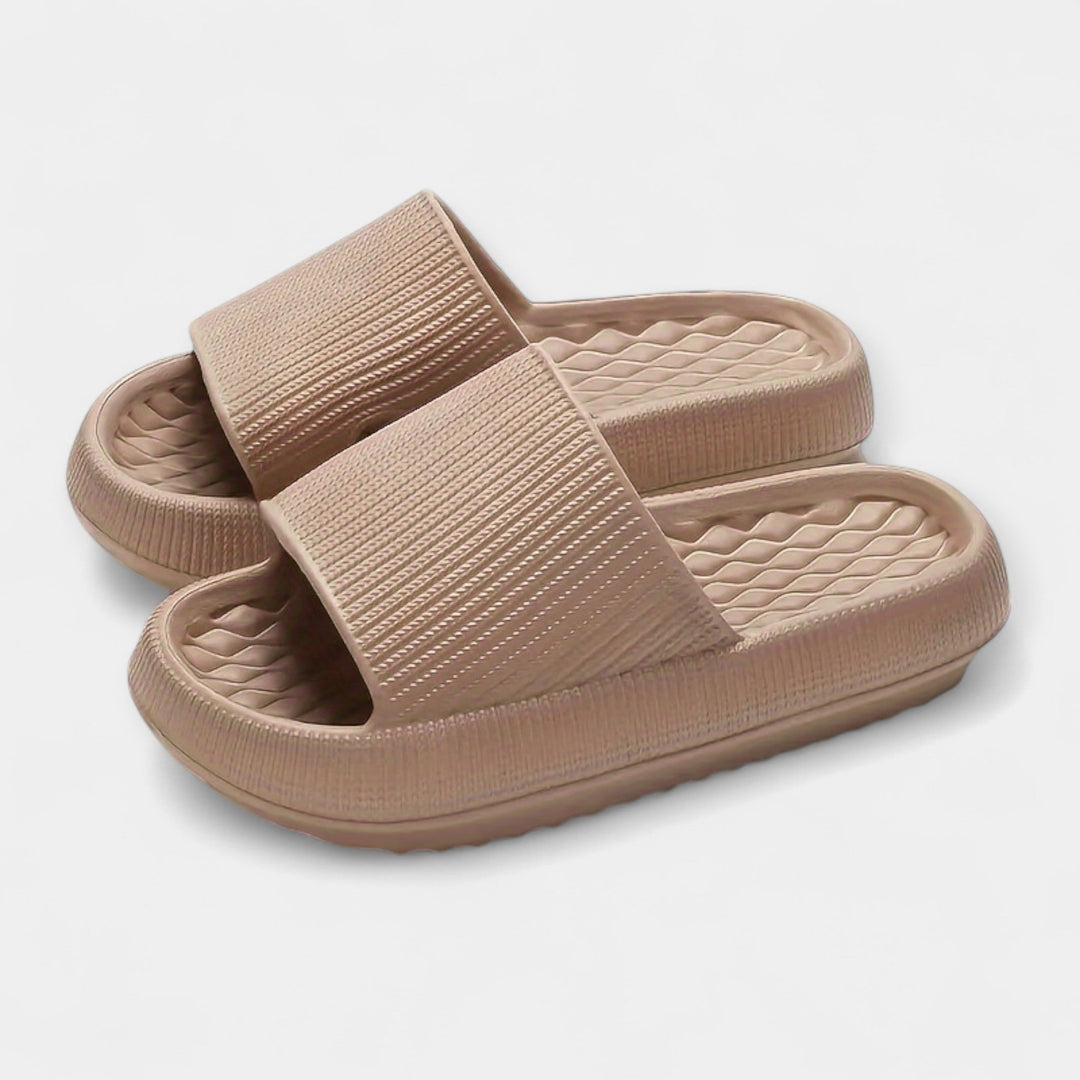 Καλοκαιρινά Slip-On Σανδάλια με Παχύ Πάτο