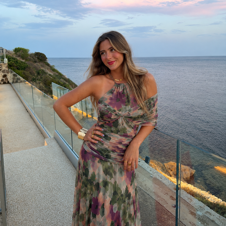 Άλμα - Μακρύ Φόρεμα με Εντυπωσιακό Βαθύ Ντεκολτέ