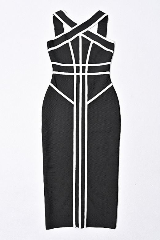 "Suki - Κλασικό Μαύρο Φόρεμα" can be rewritten as "Suki - Classic Black Dress".