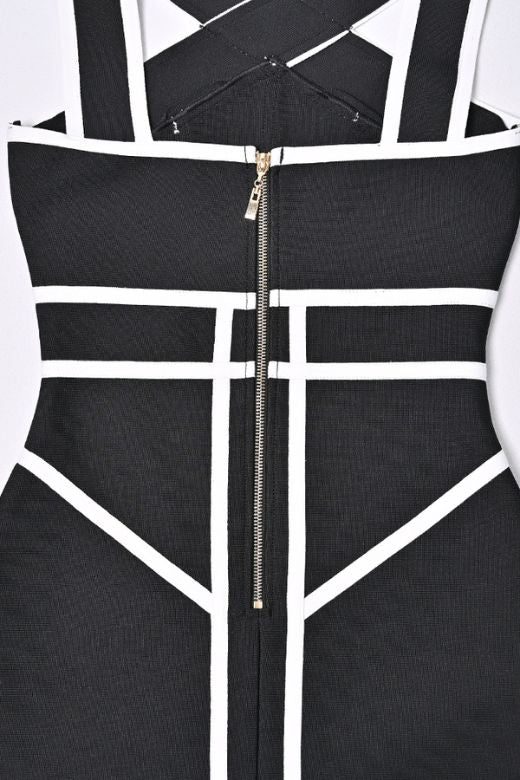 "Suki - Κλασικό Μαύρο Φόρεμα" can be rewritten as "Suki - Classic Black Dress".